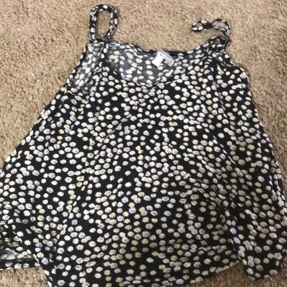 Cute crop top